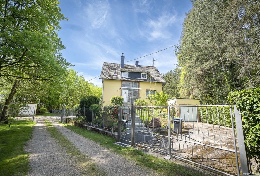Tore zum Anwesen