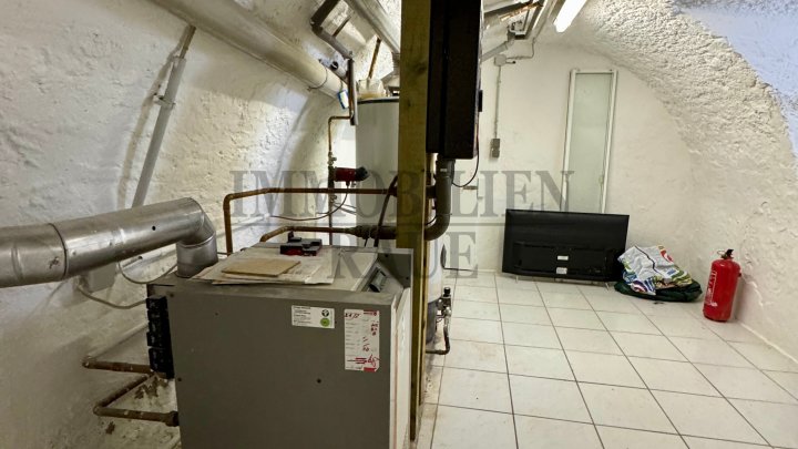 FREISTEHENDES, RENOVIERTES 1 FAMILIENHAUS MIT EINLIEGERWOHNUNG IN SACKGASSE VON SULZBACH