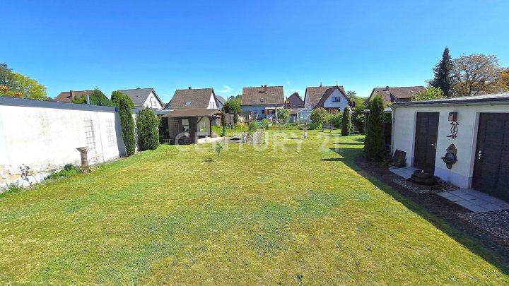 Traumhaftes freistehendes Einfamilienhaus mit Mega Terrasse gr. Garten + Garage Toplage von Altstadt