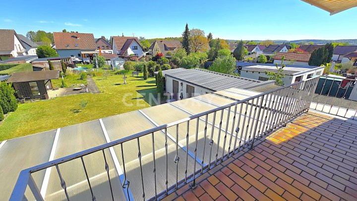 Traumhaftes freistehendes Einfamilienhaus mit Mega Terrasse gr. Garten + Garage Toplage von Altstadt