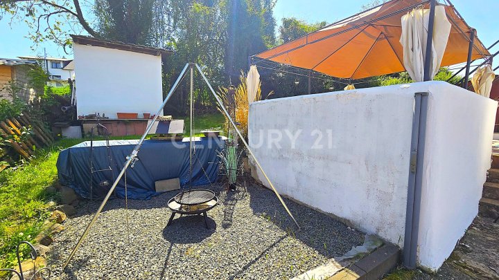 Ein Traum in weiß, Charmantes Einfamilienhaus mit attraktivem Garten in Toplage von Quierschied