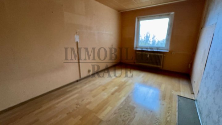 GROSSE 4 ZKB WOHNUNG MIT BALKON UND GARAGENSTELLPLATZ IN SULZBACH - SOFORT FREI