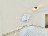 Schlafzimmer von Gegenseite gesehen