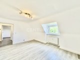 Wohnzimmer von Gegenseite gesehen