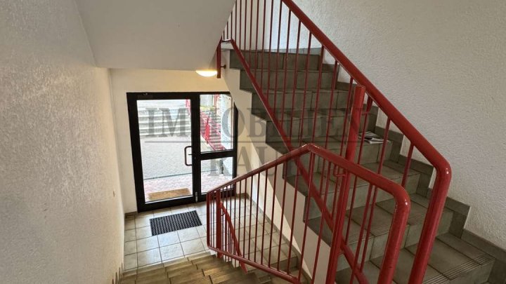 GEPFLEGTE 2 ZKB MIETWOHNUNG MIT EINBAUKÜCHE, BALKON UND GARAGE IN DUDWEILER - SOFORT FREI