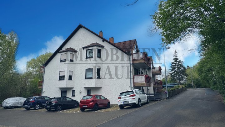 GEPFLEGTE 2 ZKB MIETWOHNUNG MIT EINBAUKÜCHE, BALKON UND GARAGE IN DUDWEILER - SOFORT FREI