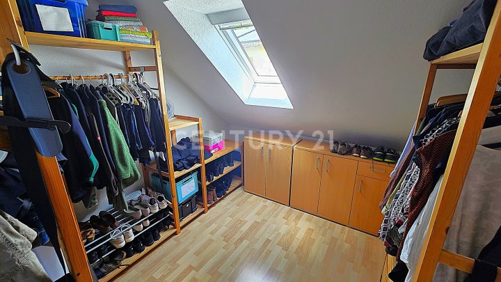 Traumhaftes Neuwertiges 1-2 Familienhaus in Kleinblittersdorf mit garantierter  PV Vergütung