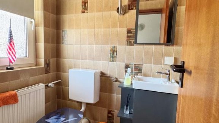 Schicke Doppelhaushälfte in Waldrandlage von Homburg-Uni-Nähe