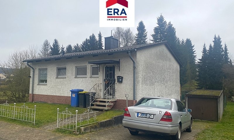 EINFAMILIENHAUS, FREISTEHEND IN GROSSROSSELN/NASSWEILER