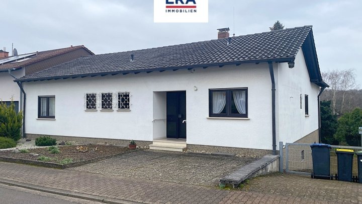 RESERVIERT-BUNGALOW, RUHIGES WOHNGEBIET, IN VK/LUDWEILER