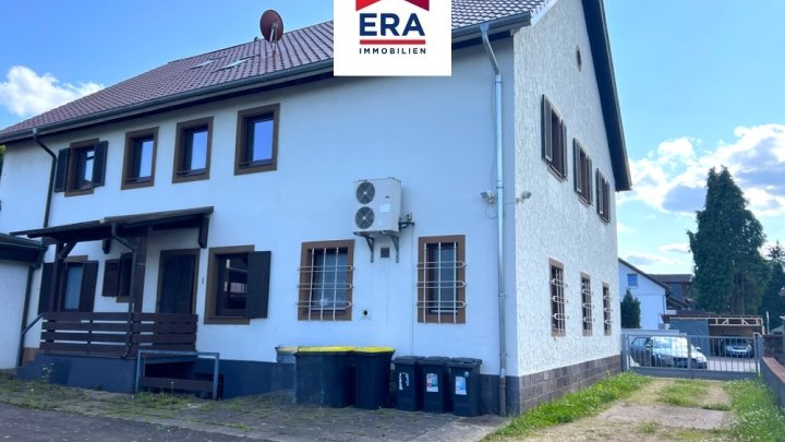 MEHRFAMILIENHAUS MIT GEWERBEFLÄCHE,RENDITEOBJEKT IN GROSSROSSELN