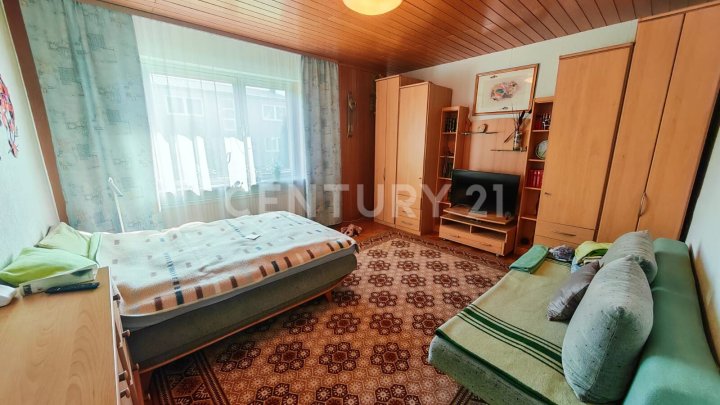 Ein- bis Zweifamilienhaus mit Charakter, Platz und Herz