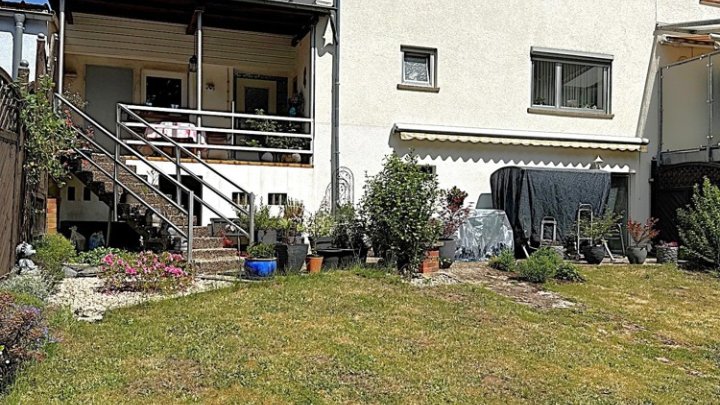Modernisiertes EFH mit Traumgarten in Waldrandlage auf der Unner