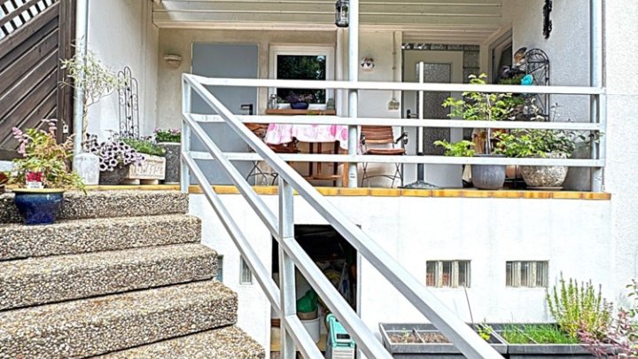 Modernisiertes EFH mit Traumgarten in Waldrandlage auf der Unner