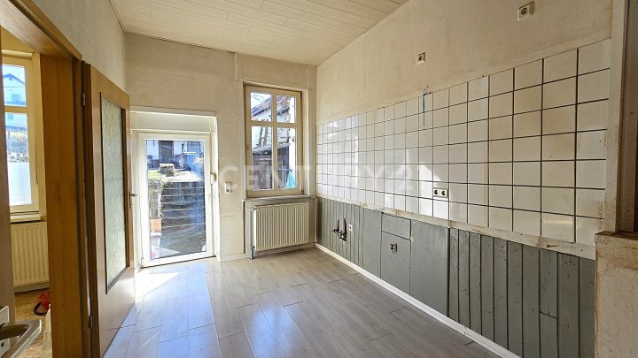 !! Kapitalanleger aufgepasst !! 2 auf einen Streich. 1 Mehrfamilien, 1 Einfamilienhaus in Bildstock