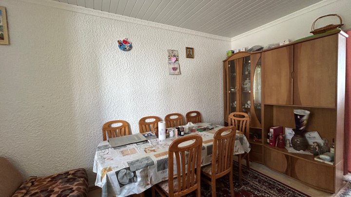 Perfektes Zuhause für Familien mit viel Platz und individuellen Möglichkeiten. Oder Renditeobjekt