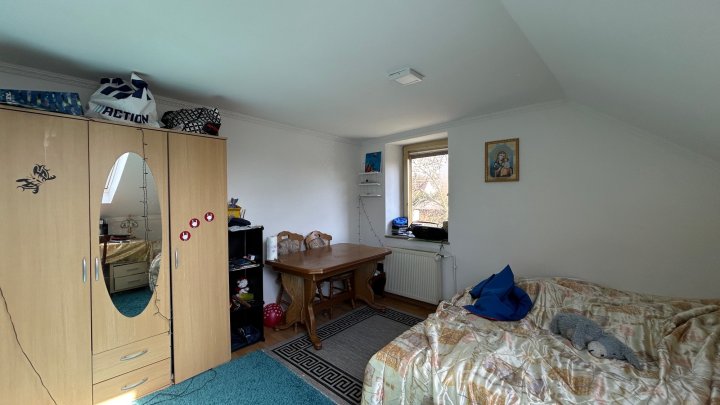 Perfektes Zuhause für Familien mit viel Platz und individuellen Möglichkeiten. Oder Renditeobjekt