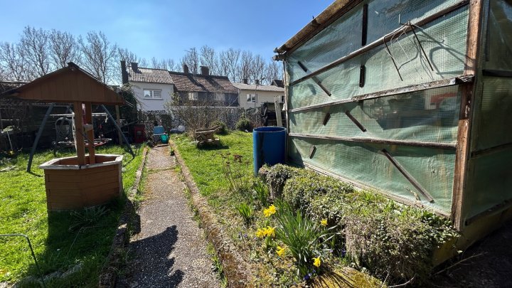 Perfektes Zuhause für Familien mit viel Platz und individuellen Möglichkeiten. Oder Renditeobjekt