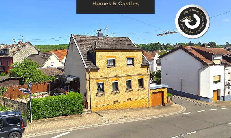 Gemütliches freistehendes Einfamilienhaus mit Terrasse, Garten und Garage in Dudweiler