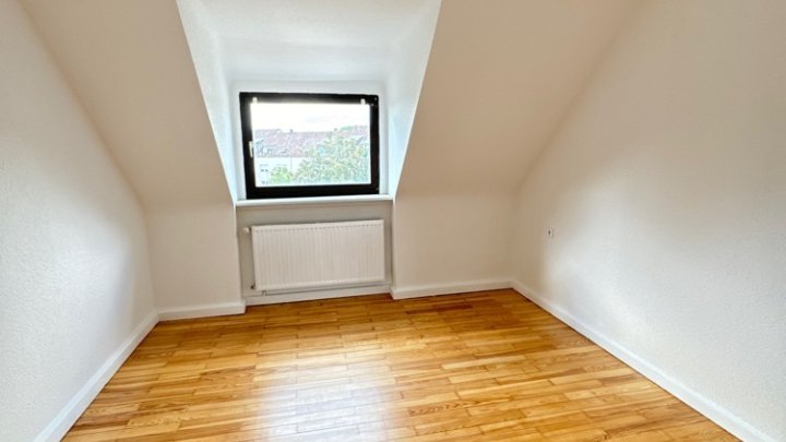 Helle 4-ZKB Wohnung in verkehrsgünstiger Lage