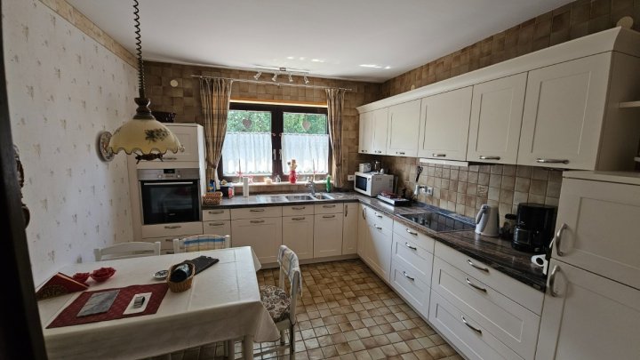 Elegantes Einfamilienhaus in Saarbrücken- Klarenthal zu verkaufen.