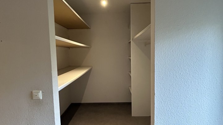 Attraktive 3-ZKB-Maisonette-Wohnung mit Terrasse und Stellplatz in Sbr.- Krenzelsberg zu verkaufen