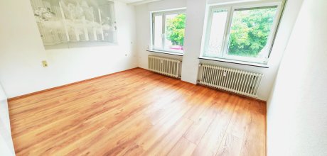 Wunderschönes, helles, großes Schlafzimmer