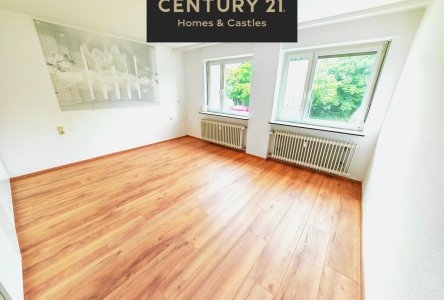 Wunderschönes, helles, großes Schlafzimmer