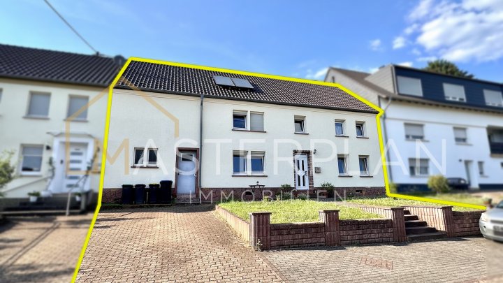 Einfamilienhaus mit Garten in Reisbach – sofort bezugsfrei