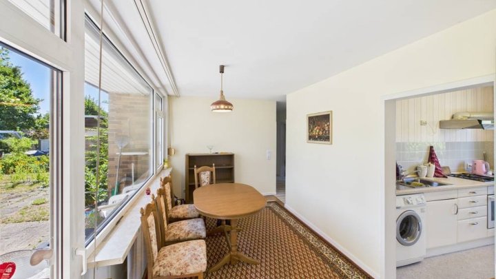 Charmanter Reihenbungalow in ruhiger Lage von Überherrn – 106 m² Wohnkomfort auf 623 m² Grundstück!