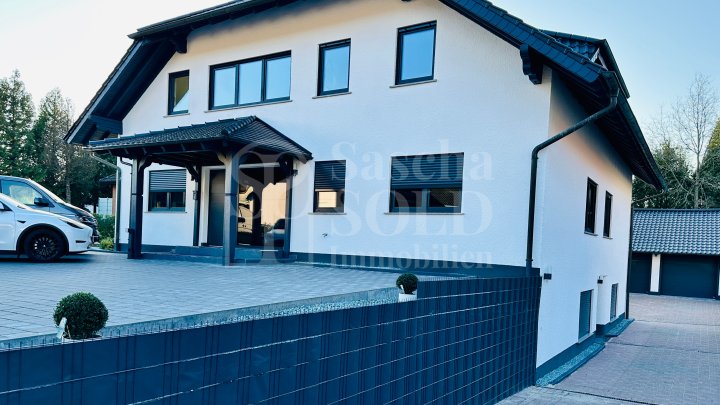 Luxuswohnung mit Terrasse, Garten, Garage und 2 Nutzräumen in Kirkel-Neuhäusel - Provisionsfrei