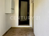 Zwischenraum zum Balkon