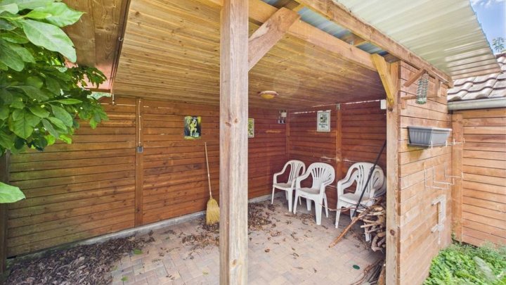 Reihenmittelhaus in Illingen zu verkaufen.