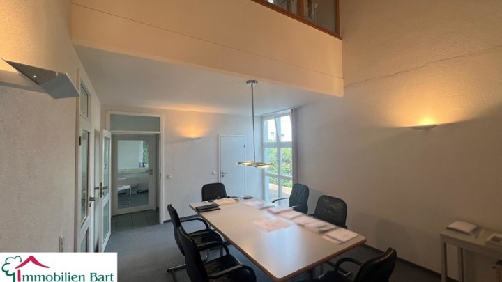MODERNES BÜROGEBÄUDE ZUR MIETE IN WADERN