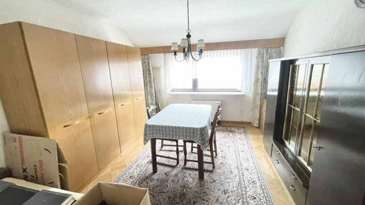 Charmante Maisonette-Wohnung mit Balkon – Wohnen auf zwei Etagen