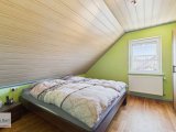 Schlafzimmer DG