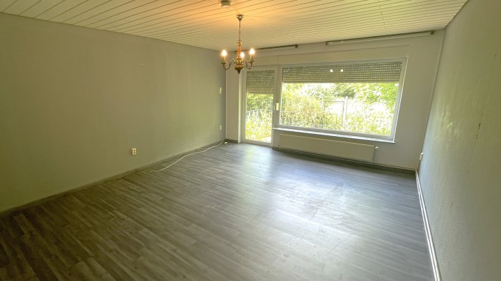 Zwei Einfamilienhäuser zum Preis von einem in Waldrandnähe