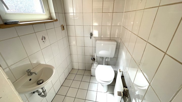 Zwei Einfamilienhäuser zum Preis von einem in Waldrandnähe