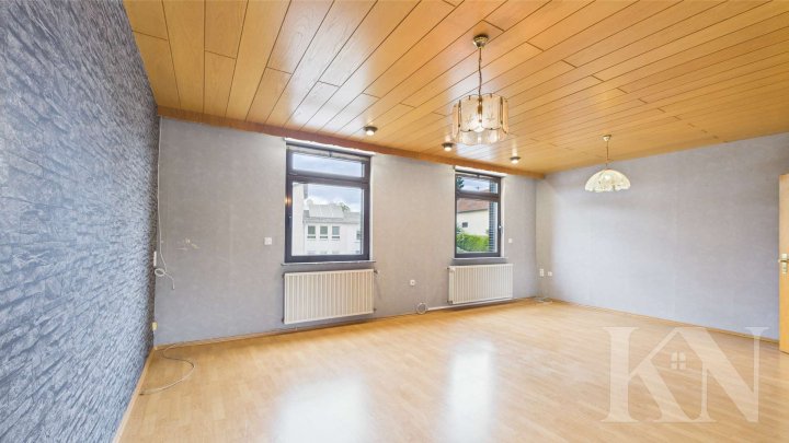 Geräumige Doppelhaushälfte in Köllerbach