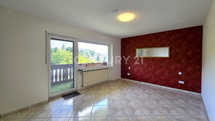 Neuwertige große ETW mit Balkon und Garten zum Sofortbezug in Top Lage, Sackgasse in Zweibrücken