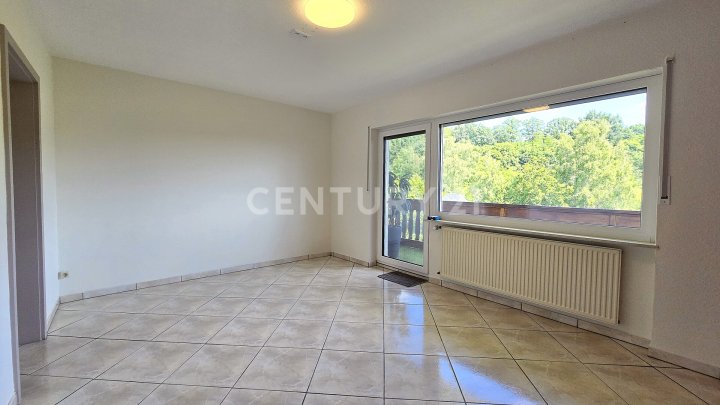 Neuwertige große ETW mit Balkon und Garten zum Sofortbezug in Top Lage, Sackgasse in Zweibrücken