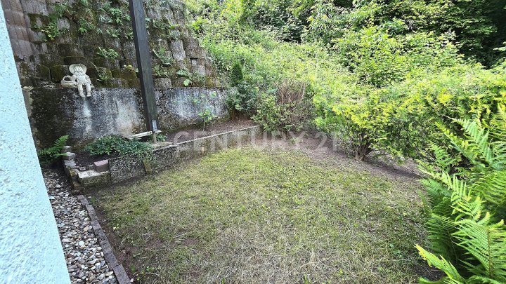 Neuwertige große ETW mit Balkon und Garten zum Sofortbezug in Top Lage, Sackgasse in Zweibrücken