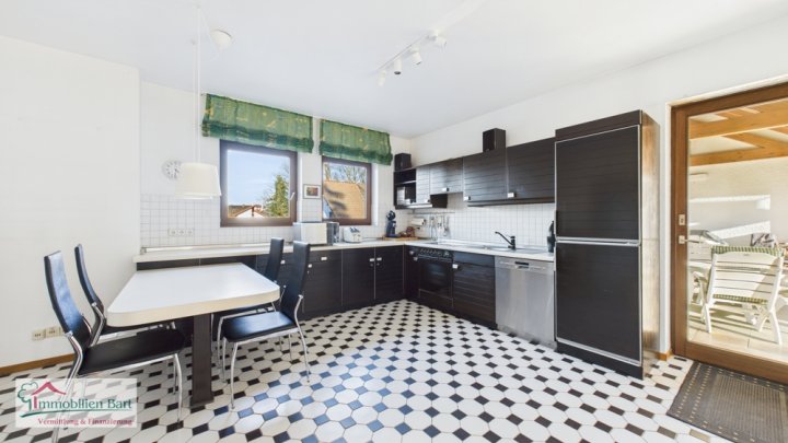 LOSHEIM: GROSSES WOHNHAUS + ELW + TONSTUDIO IN TOP LAGE!