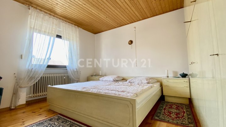 1-2 Familienhaus mit viel Platz für Ihren Wohntraum