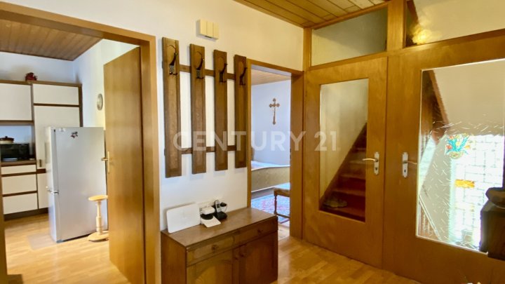 1-2 Familienhaus mit viel Platz für Ihren Wohntraum