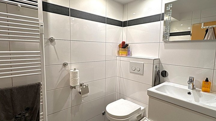 Modern renovierte 4-ZKB mit Balkon + Garage in St. Arnual / Winterberg