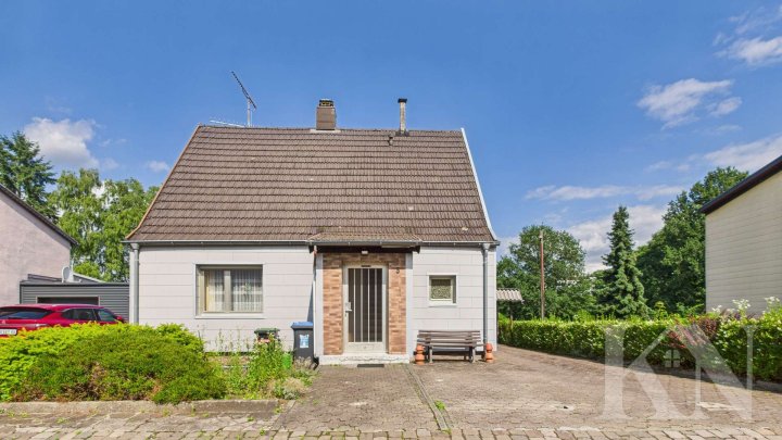 Einfamilienhaus mit Garten & Carport in ruhiger Lage von St. Ingbert