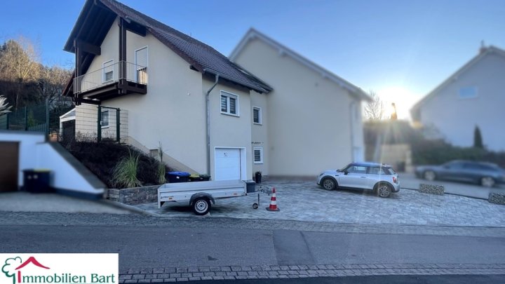 RENOVIERTES WOHNHAUS IN TOP LAGE VON MERZIG! /PROVISIONSFREI!