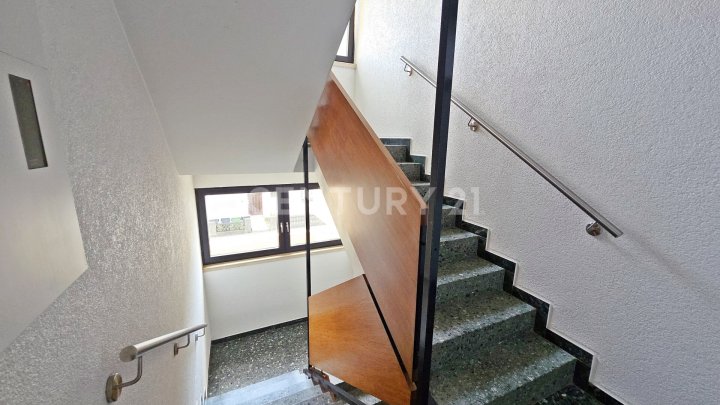 Helle 3-Zimmer-Eigentumswohnung mit Südbalkon Wintergarten & Garage! Ruhiges Wohnen in Dudweiler Süd