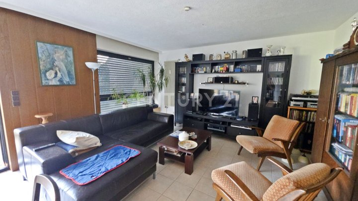 Helle 3-Zimmer-Eigentumswohnung mit Südbalkon Wintergarten & Garage! Ruhiges Wohnen in Dudweiler Süd